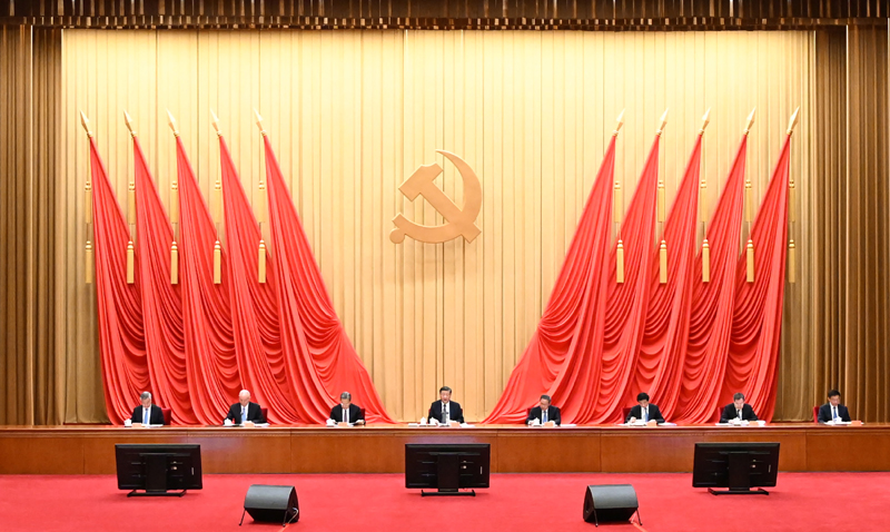 4月3日，进建贯彻习近平新时期中国特色社会主义思想主题教育工作会议在北京召开。中共中央总书记、国度主席、中央军委主席习近平出席会议并颁发沉要讲话。李强、赵乐际、王沪宁、蔡奇、丁薛祥、李希、韩正出席会议。